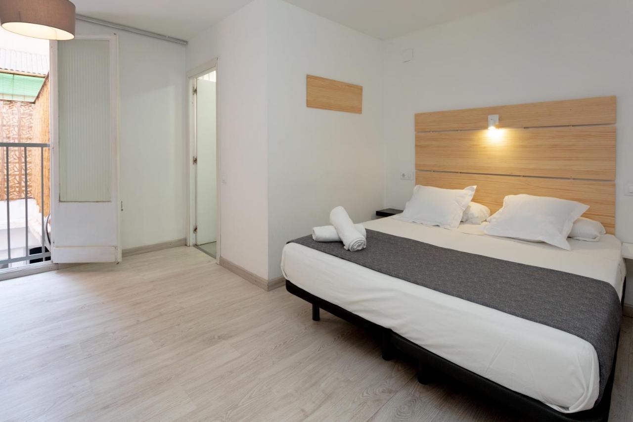 A Pousada Easy Sants By Bossh! (Adults Only) Barcelona Exterior foto